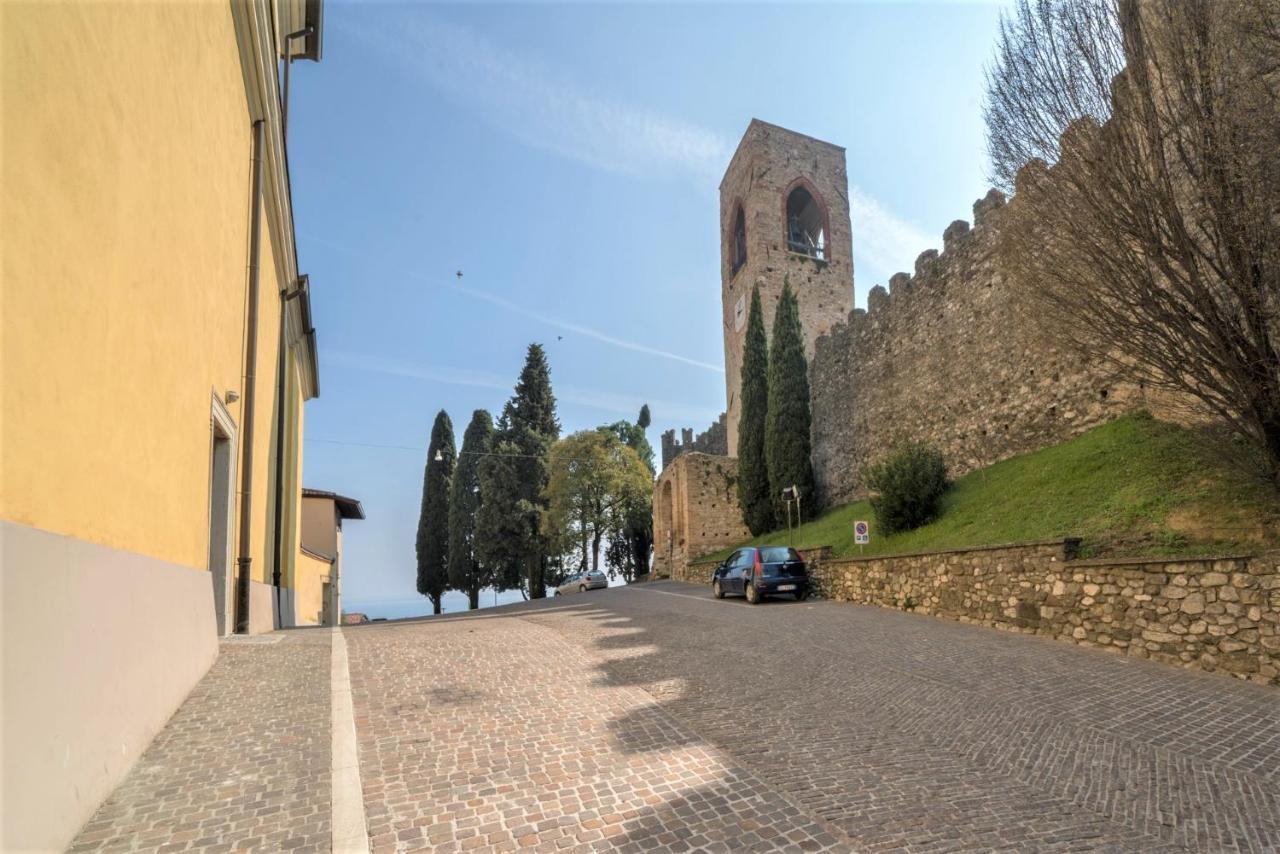 Gardappartamenti Castle Bell Moniga del Garda Eksteriør bilde