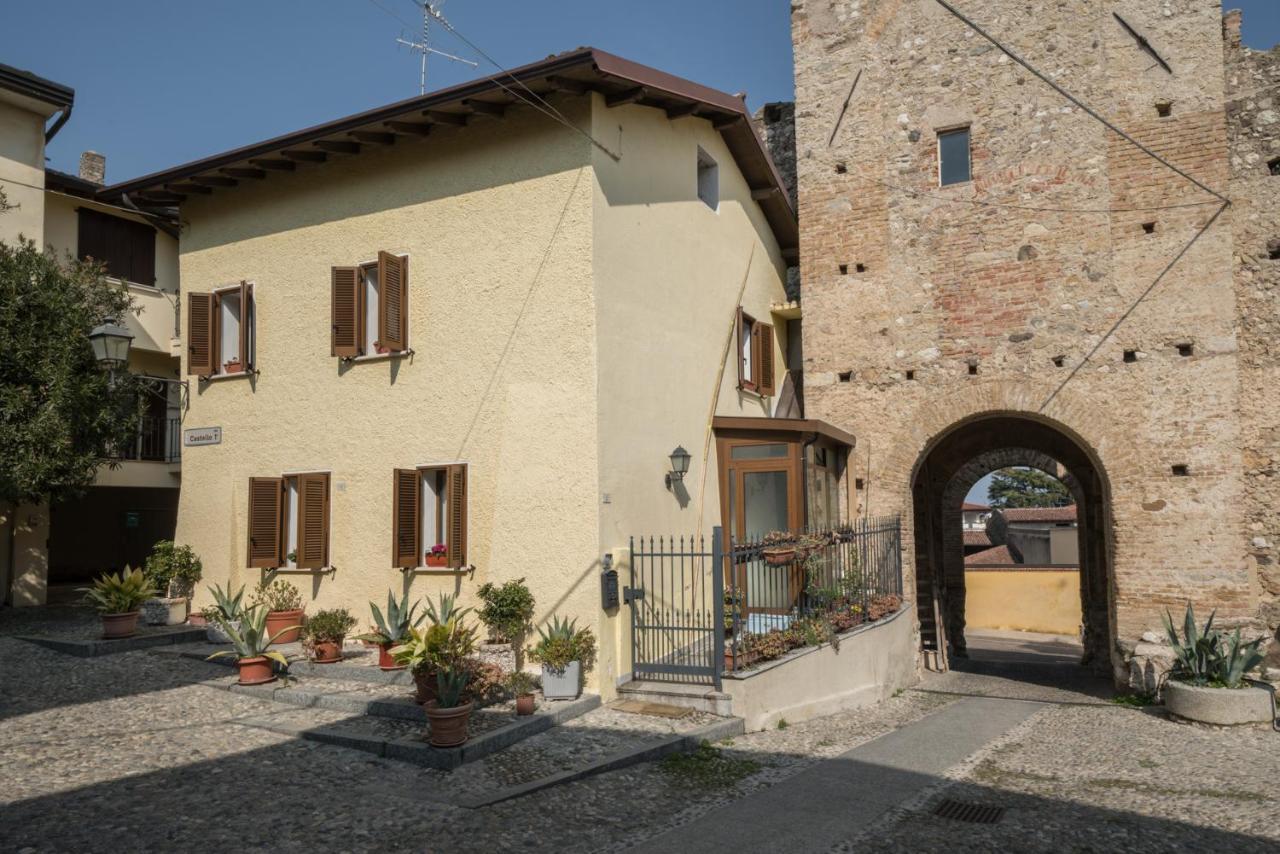 Gardappartamenti Castle Bell Moniga del Garda Eksteriør bilde